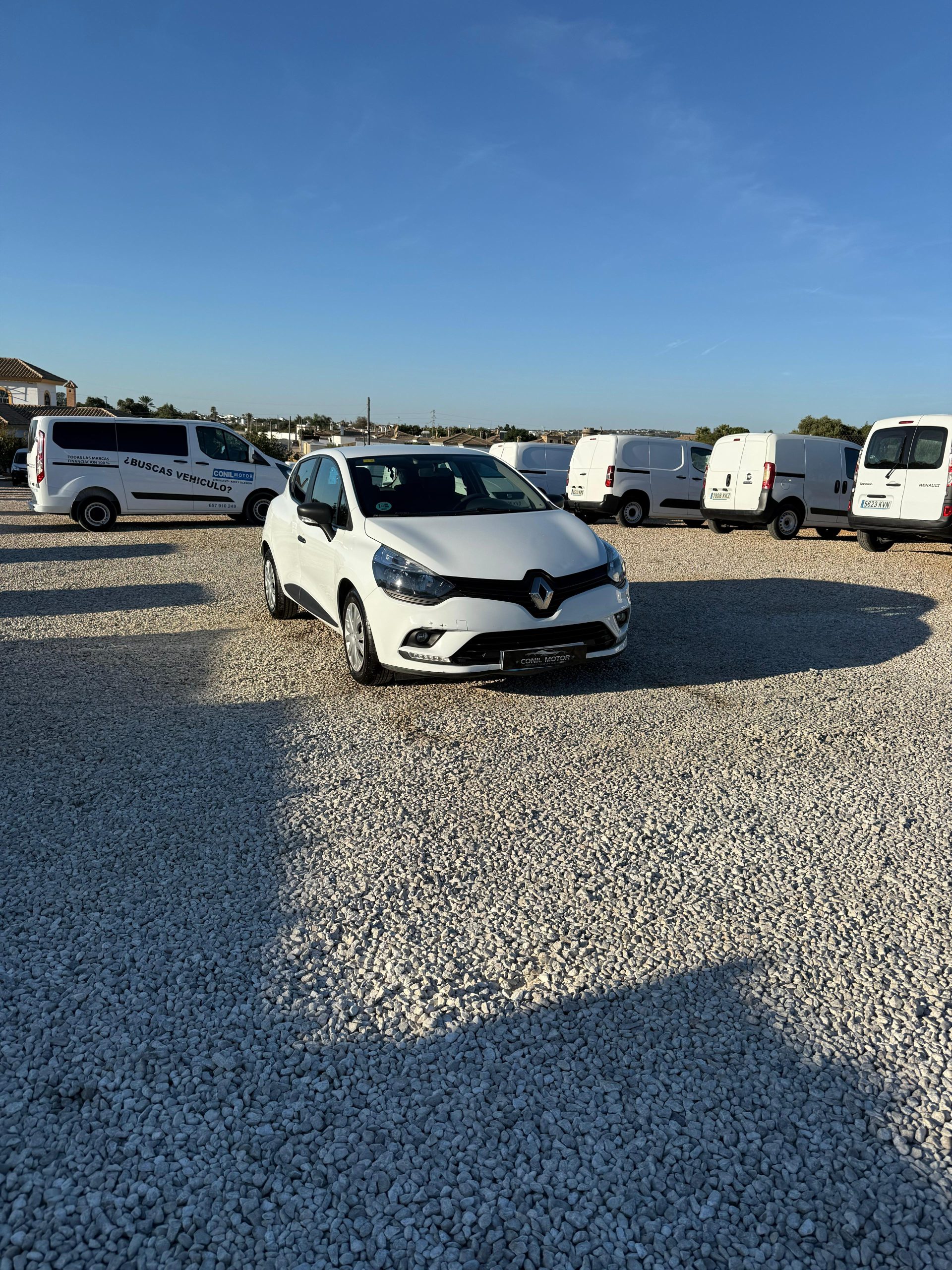 RENAULT CLIO - Imagen 2
