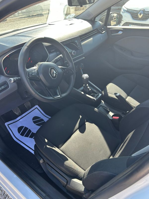 RENAULT CLIO - Imagen 7