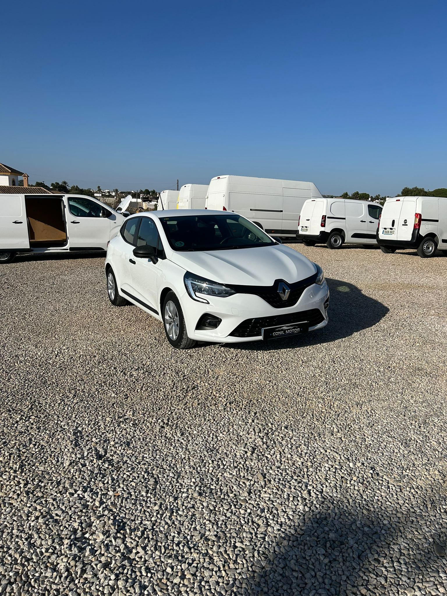 RENAULT CLIO - Imagen 2