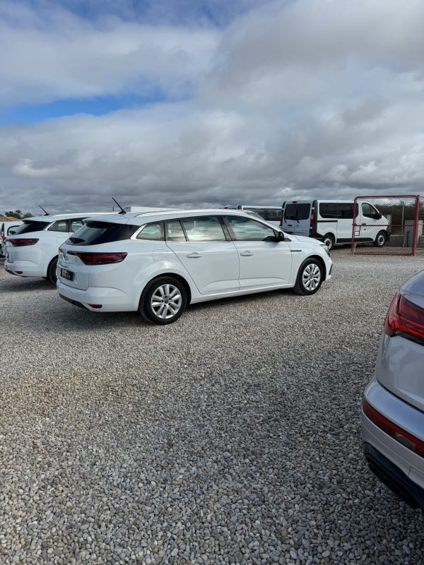 RENAULT MEGANE - Imagen 6