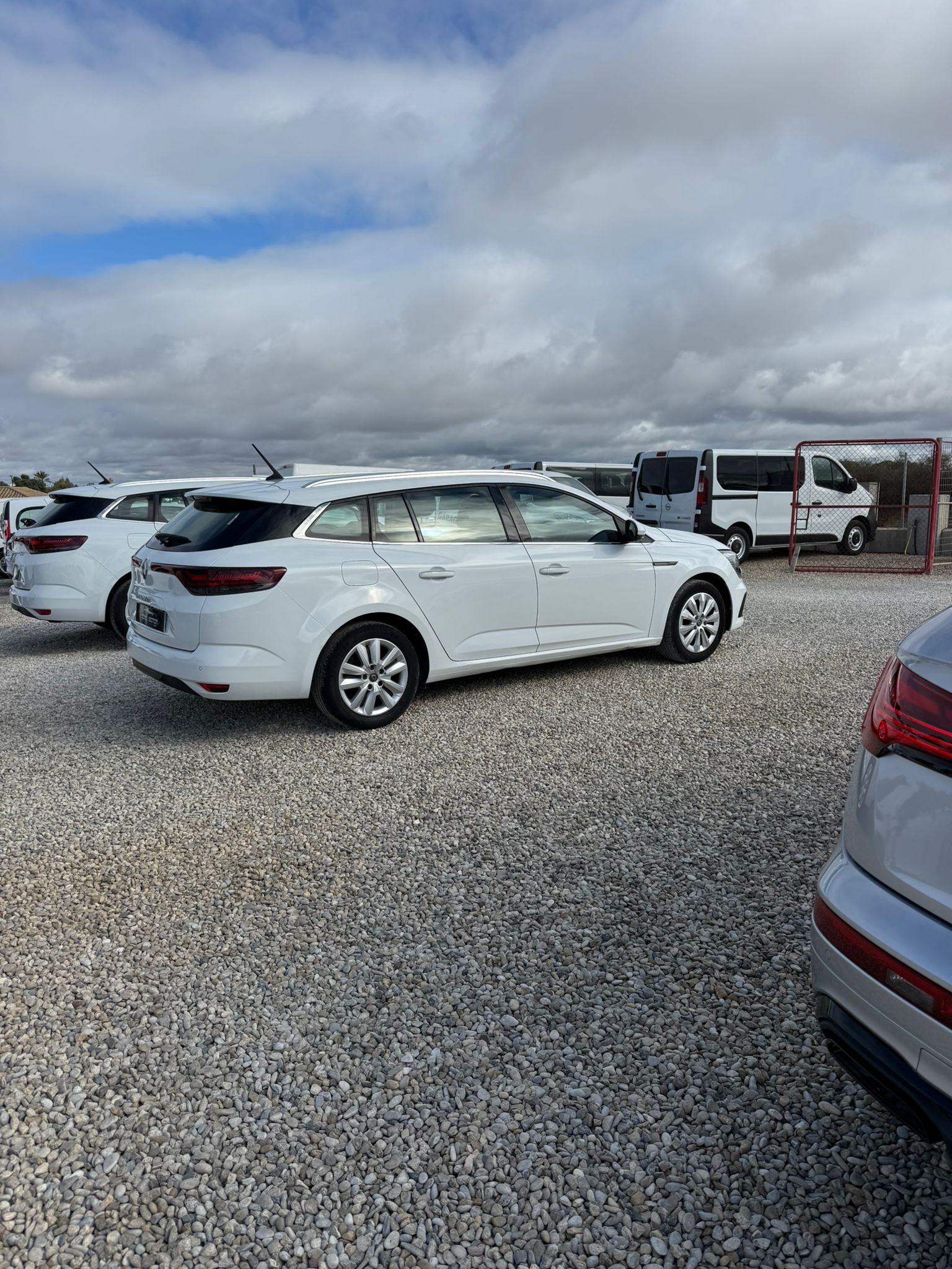 RENAULT MEGANE - Imagen 6