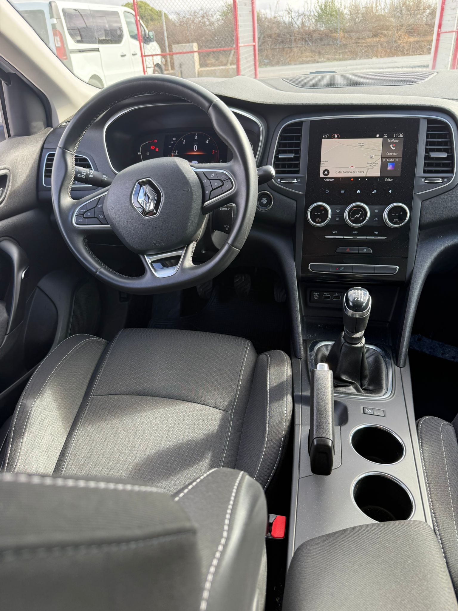 RENAULT MEGANE - Imagen 7