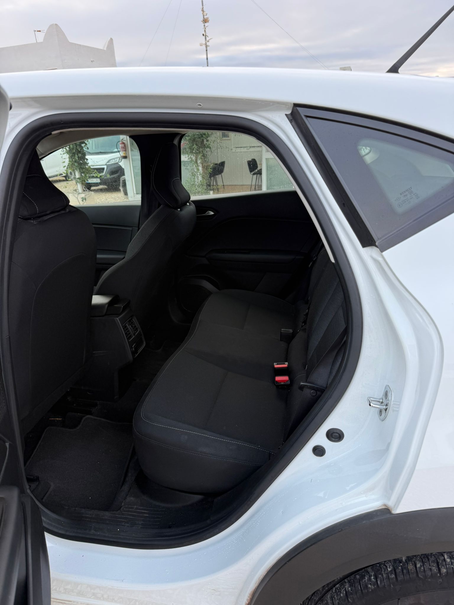 RENAULT CAPTUR - Imagen 10