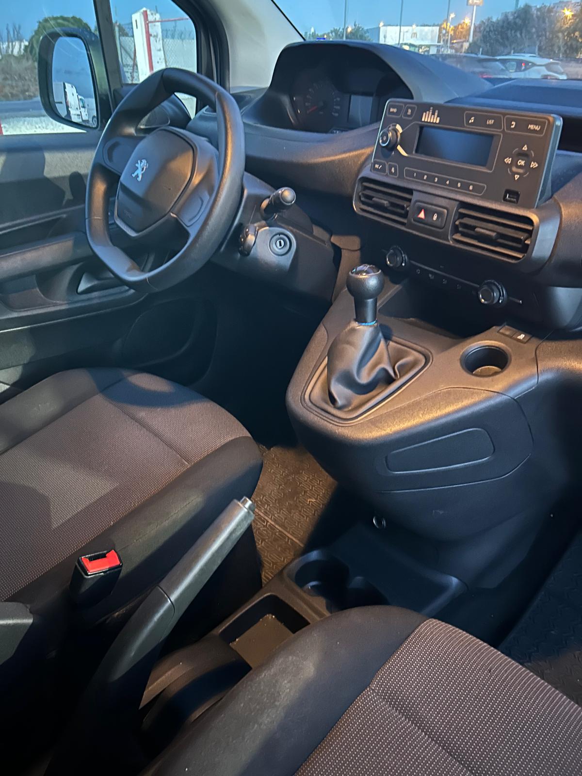 PEUGEOT PARTNER - Imagen 8