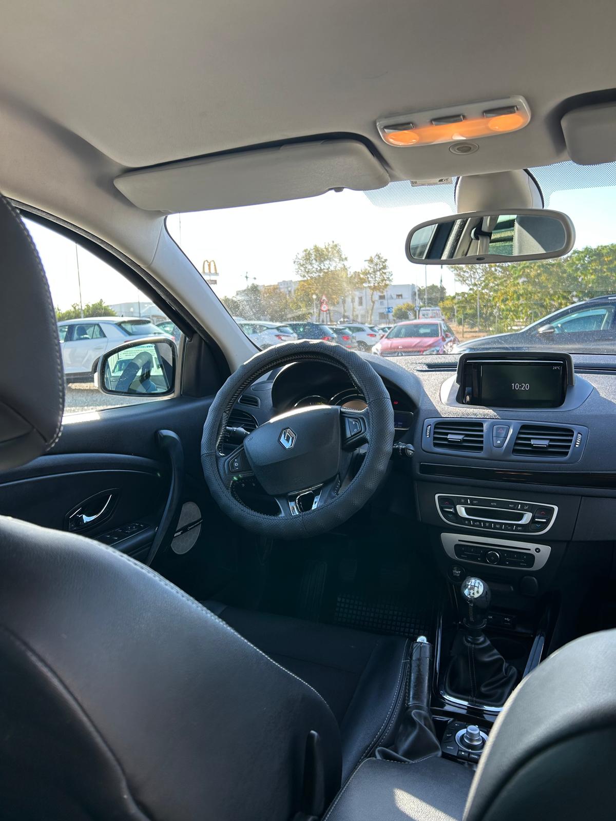 RENAULT MEGANE - Imagen 7