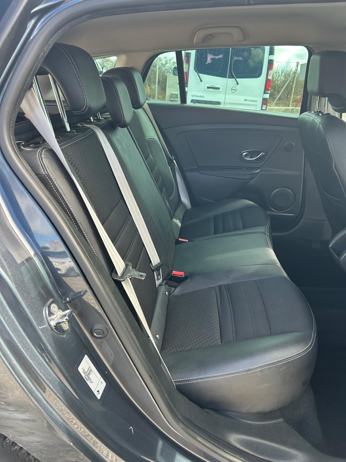 RENAULT MEGANE - Imagen 10