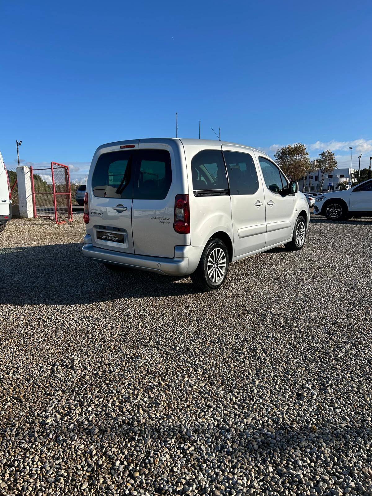 PEUGEOT PARTNER - Imagen 4