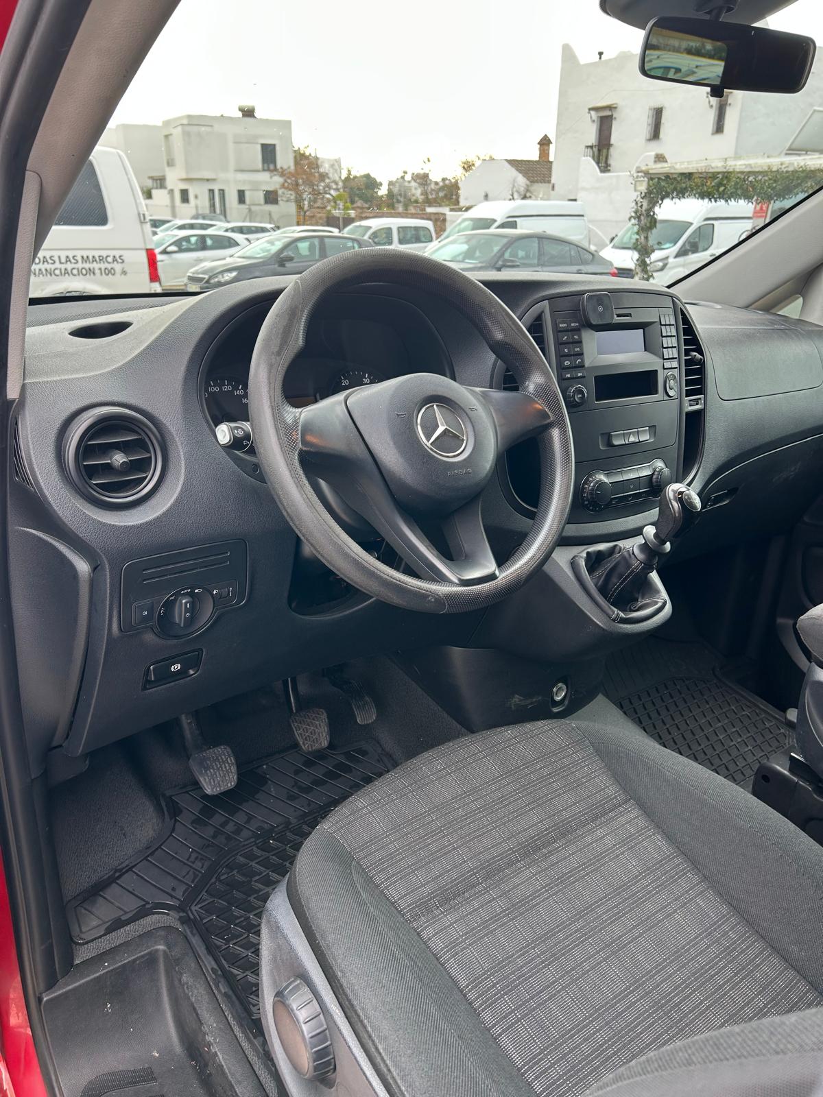 MERCEDES VITO - Imagen 7