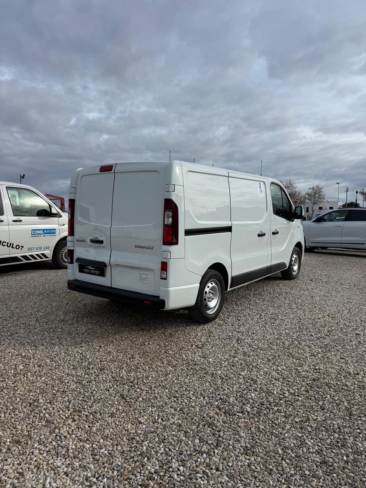 RENAULT Trafic Furgón 27 L1H1 Energy BluedCi 88 kW - Imagen 4