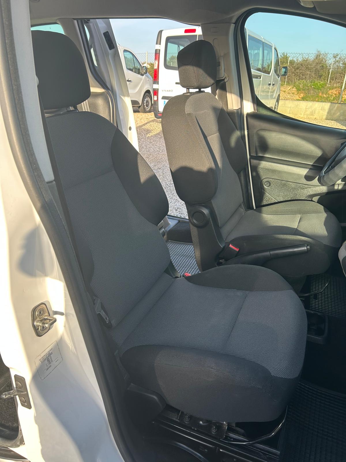 PEUGEOT PARTNER TURISMO - Imagen 9