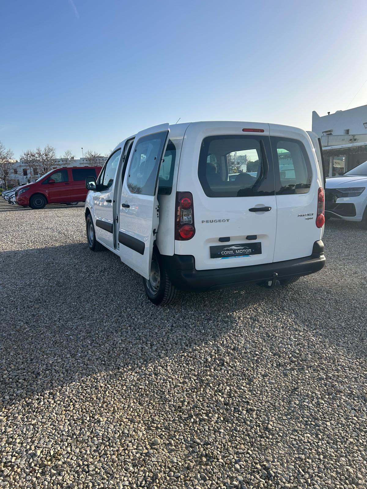 PEUGEOT PARTNER TURISMO - Imagen 5