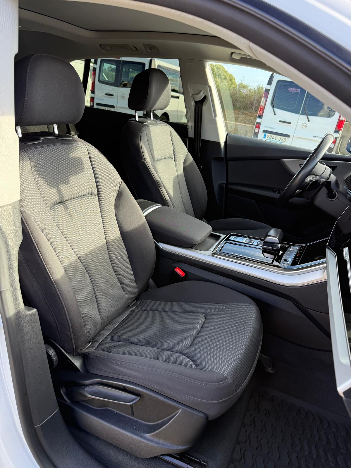 AUDI Q8 Black line 50 TDI quattro tiptron - Imagen 10