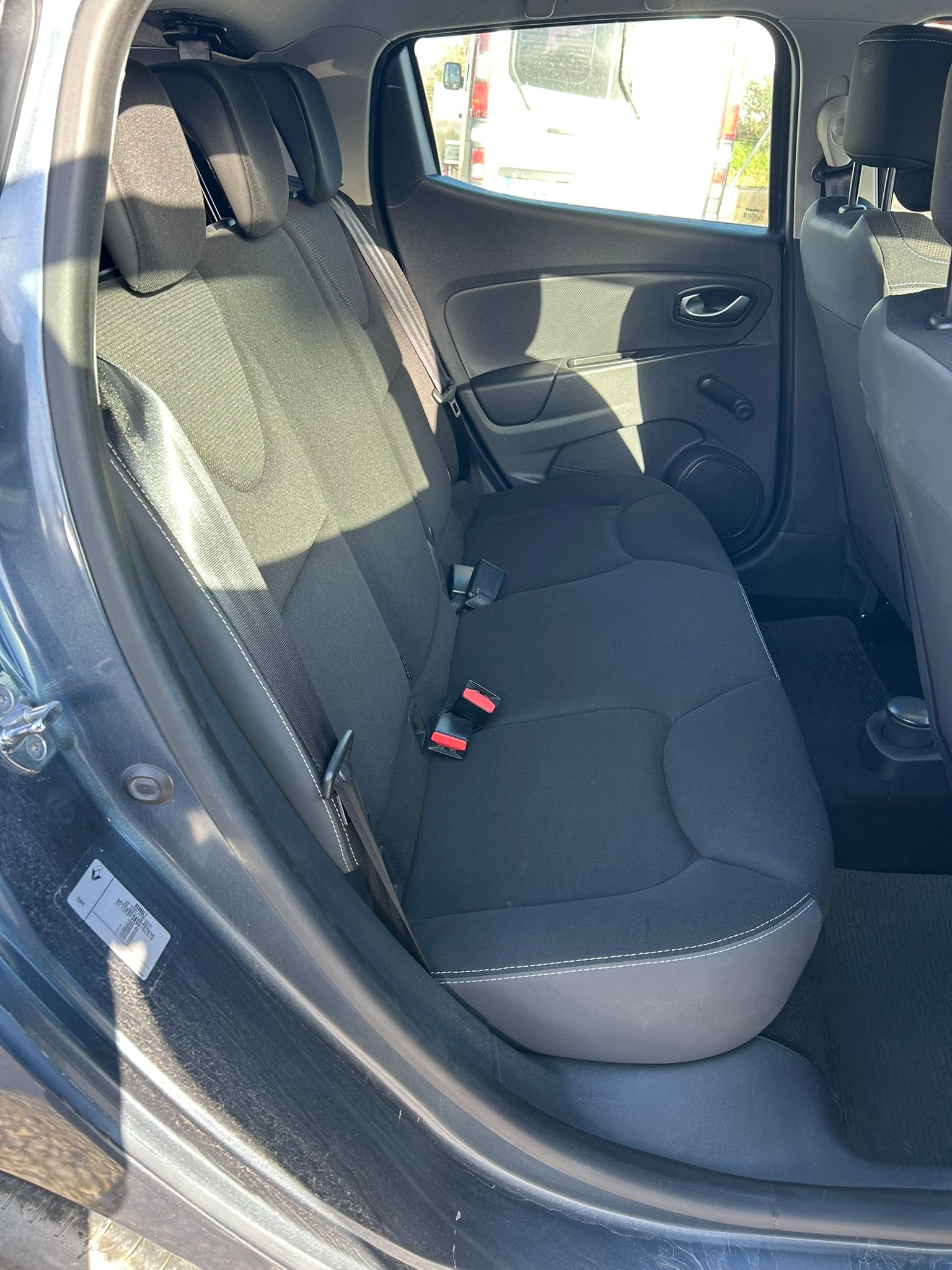 RENAULT CLIO - Imagen 10