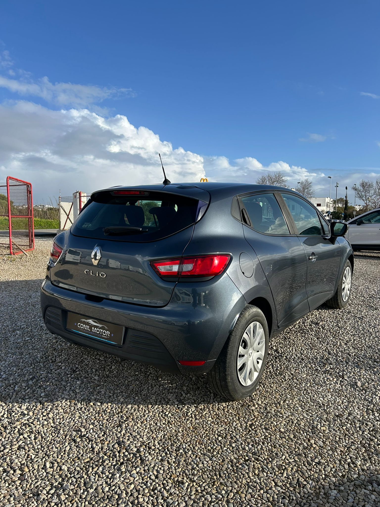 RENAULT CLIO - Imagen 5