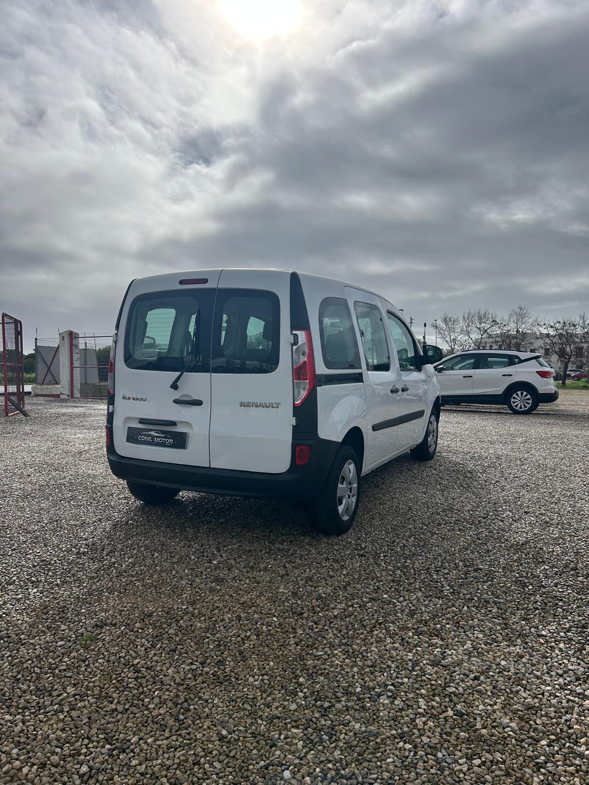 RENAULT KANGOO - Imagen 5