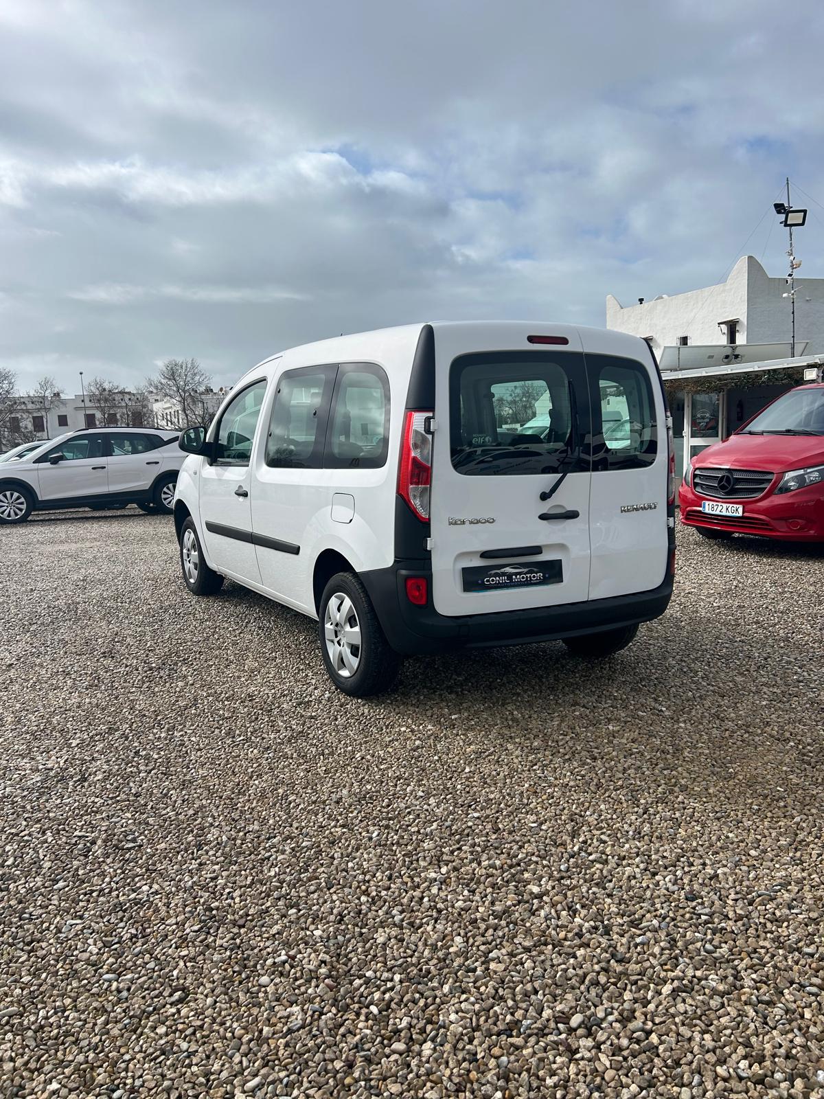 RENAULT KANGOO - Imagen 4