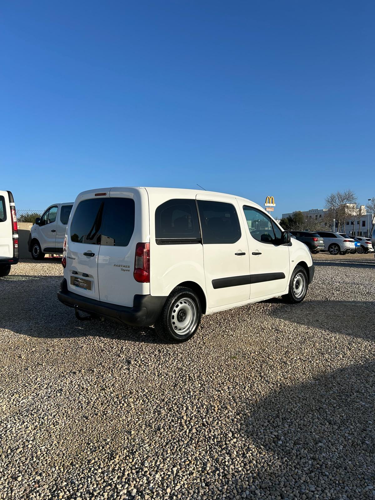 PEUGEOT PARTNER TURISMO - Imagen 5