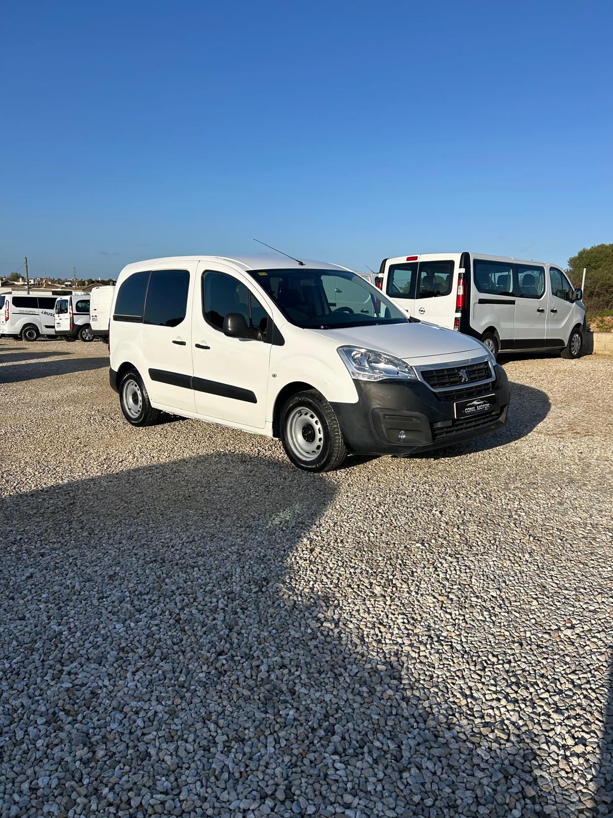 PEUGEOT PARTNER TURISMO - Imagen 2